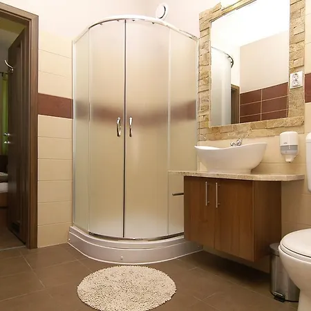 מלון Corso שיופוק