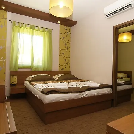 מלון Corso שיופוק